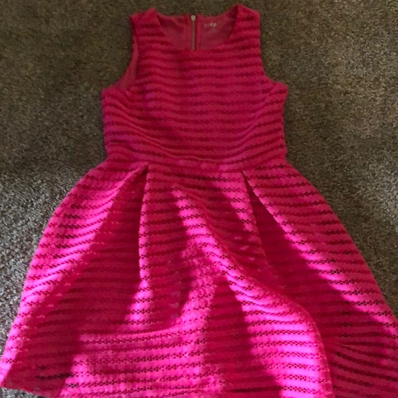 Pink dress - Picture 1 of 3